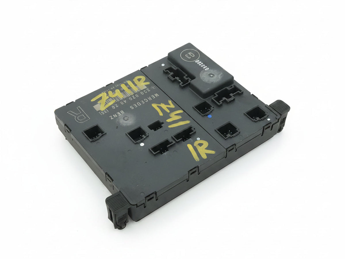 03-06 Mercedes SL500 SL550 SL55 R230 Door Control Module Right A2308204826 OEM
