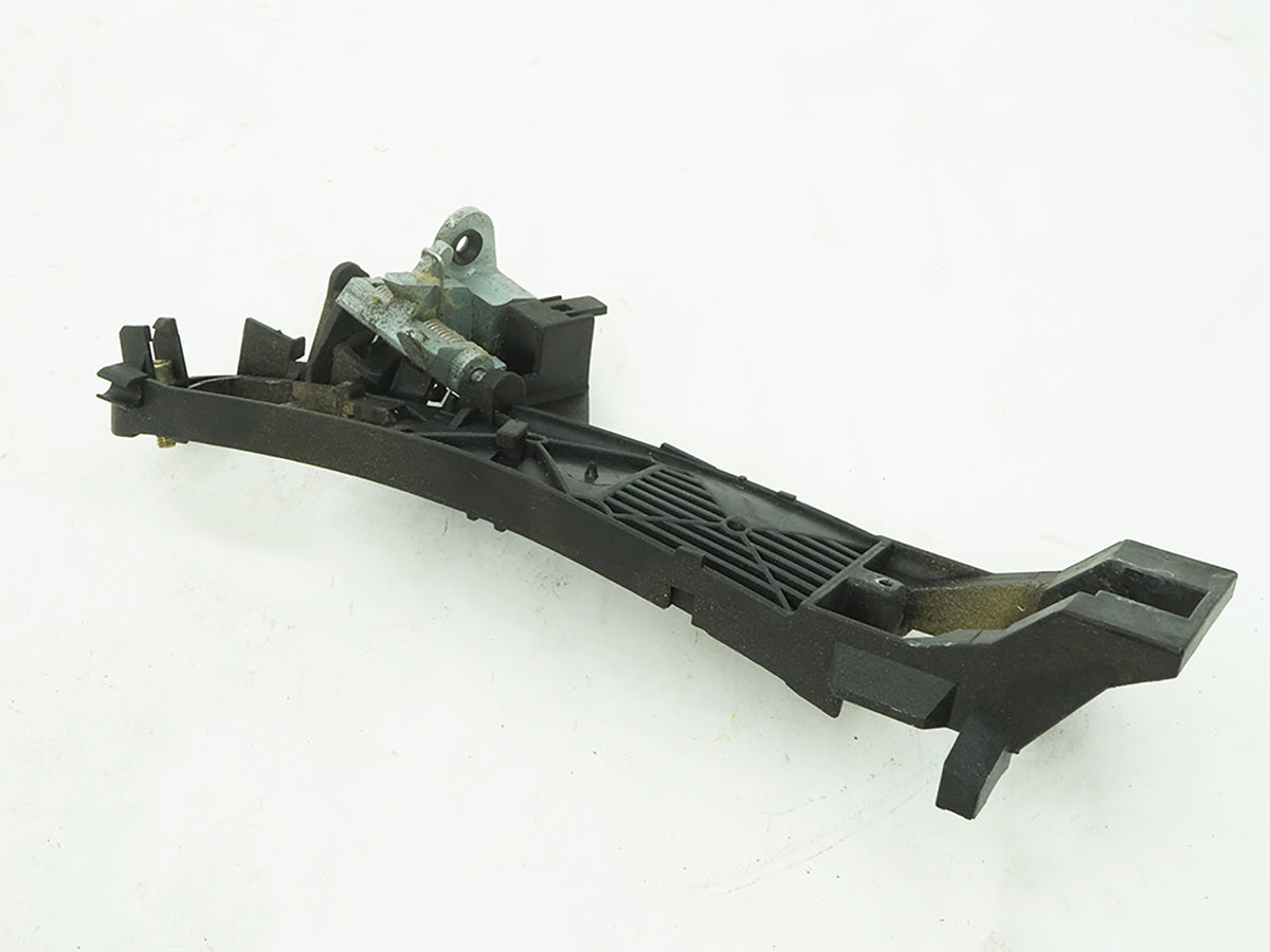05-06 Mercedes SL500 SL600 SL55 SL65 R230 Door Handle Exterior Frame Right OEM