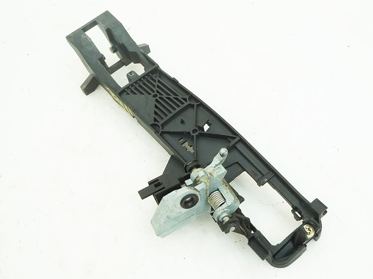 05-06 Mercedes SL500 SL600 SL55 SL65 R230 Door Handle Exterior Frame Right OEM