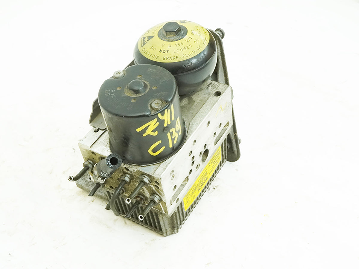 05-06 Mercedes SL500 SL600 SL55 R230 ABS Anti Lock Brake Pump 0265960029 OEM