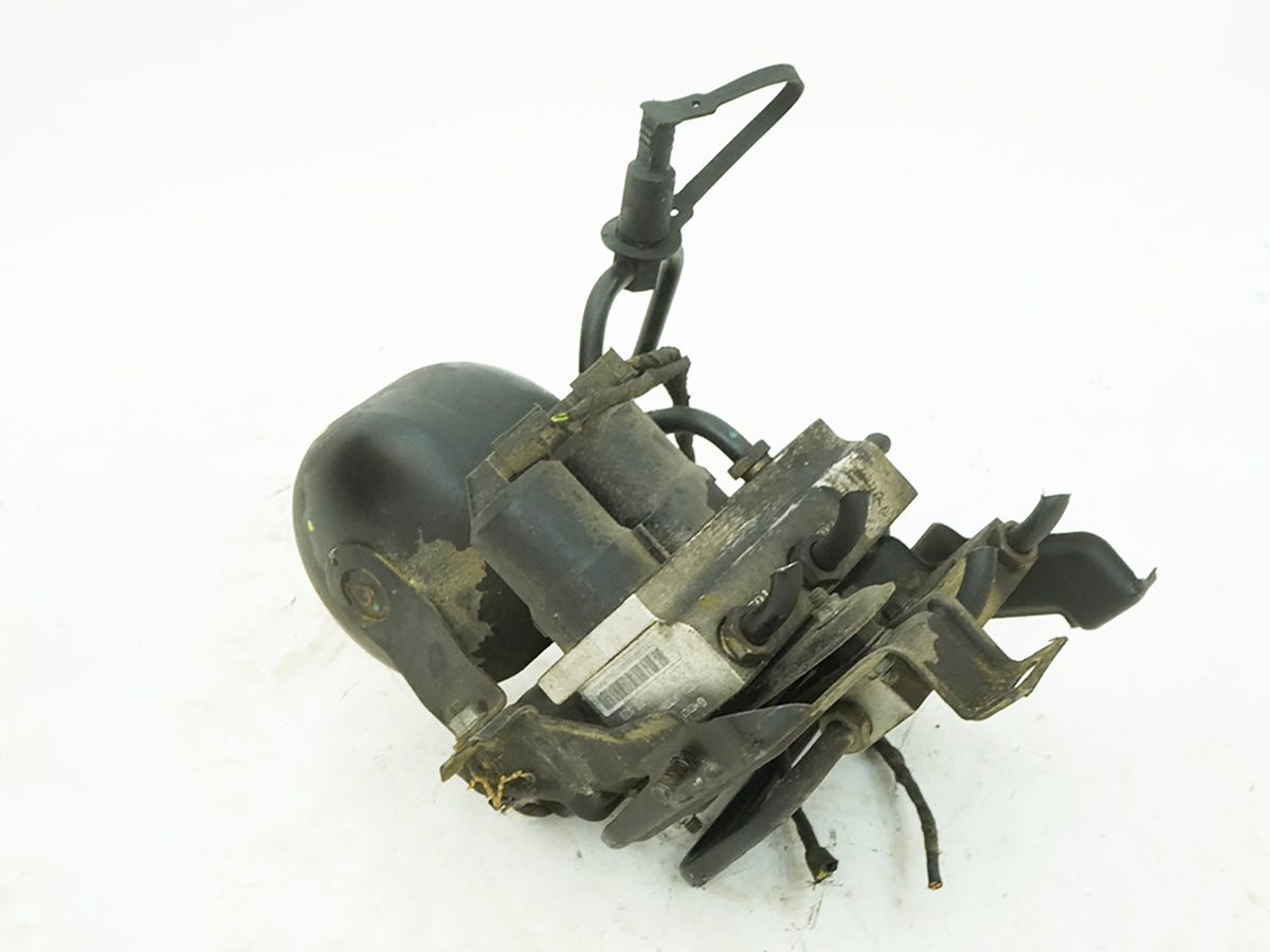 03-06 Mercedes SL500 SL600 R230 Suspension ABC Hydraulic Valve 2203270115 OEM