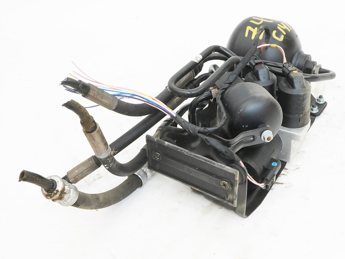 03-06 Mercedes SL500 SL600 R230 Suspension ABC Hydraulic Valve 2203200358 OEM