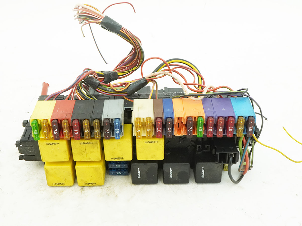 05-06 Mercedes SL500 SL600 R230 SAM Fuse Box Control Module Front LH A2305451932