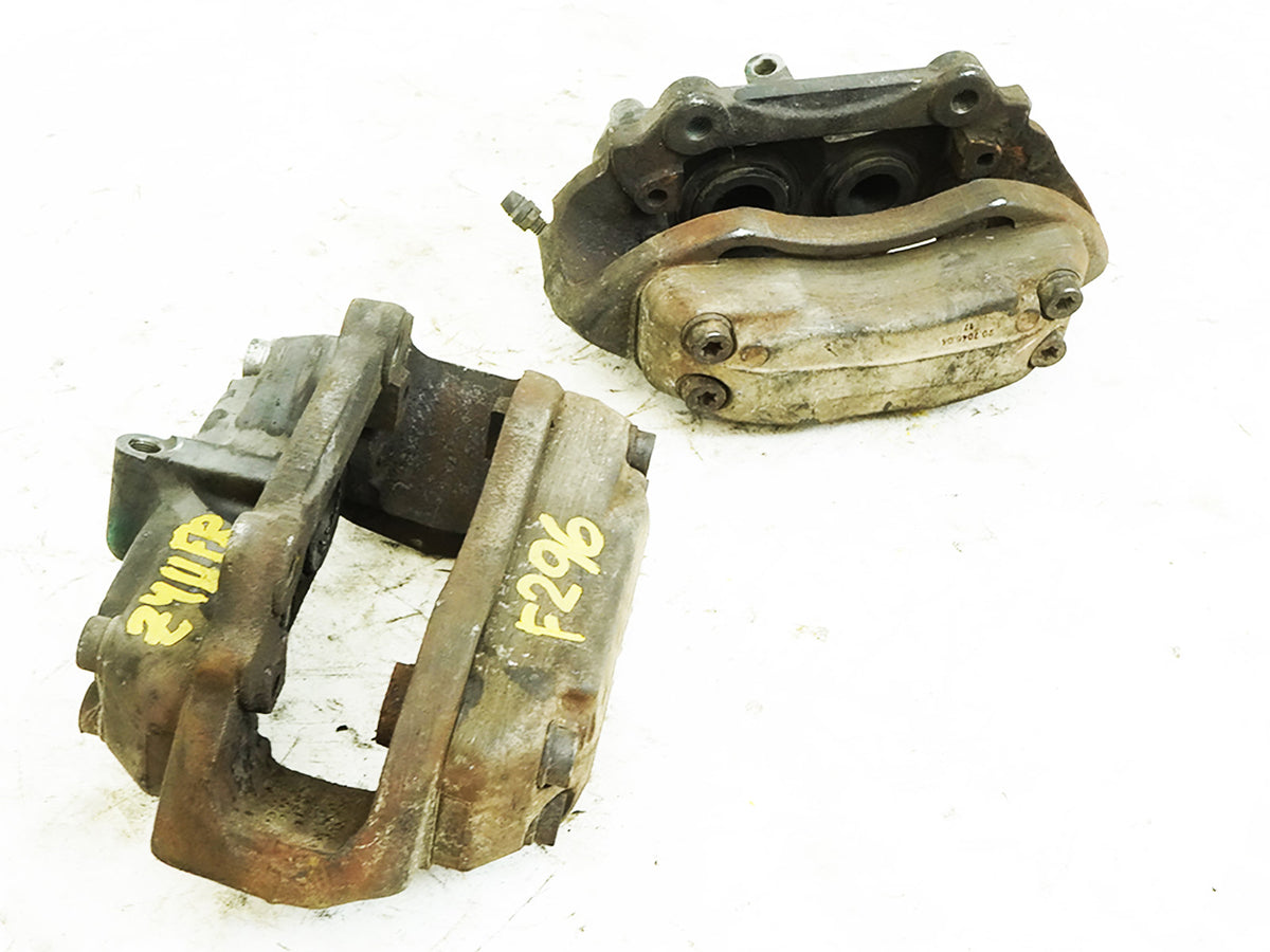 04-06 Mercedes SL500 R230 Brake Caliper Front Left Right Set OF 2 2420228380 OEM