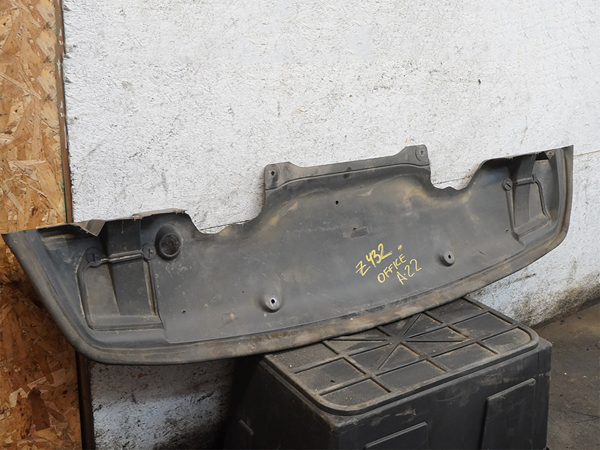 00-02 Mercedes E320 E430 W210 Front Bumper Splash Guard Shield A2105200722 OEM