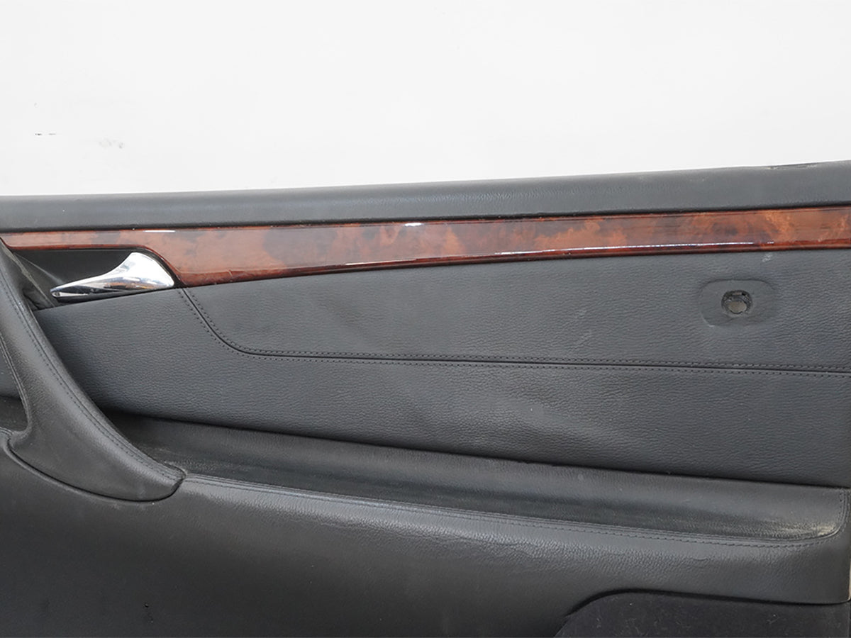 00-06 Mercedes CL500 CL600 CL55 CL65 W215 Door Panel W Handle RH 2157200670 OEM
