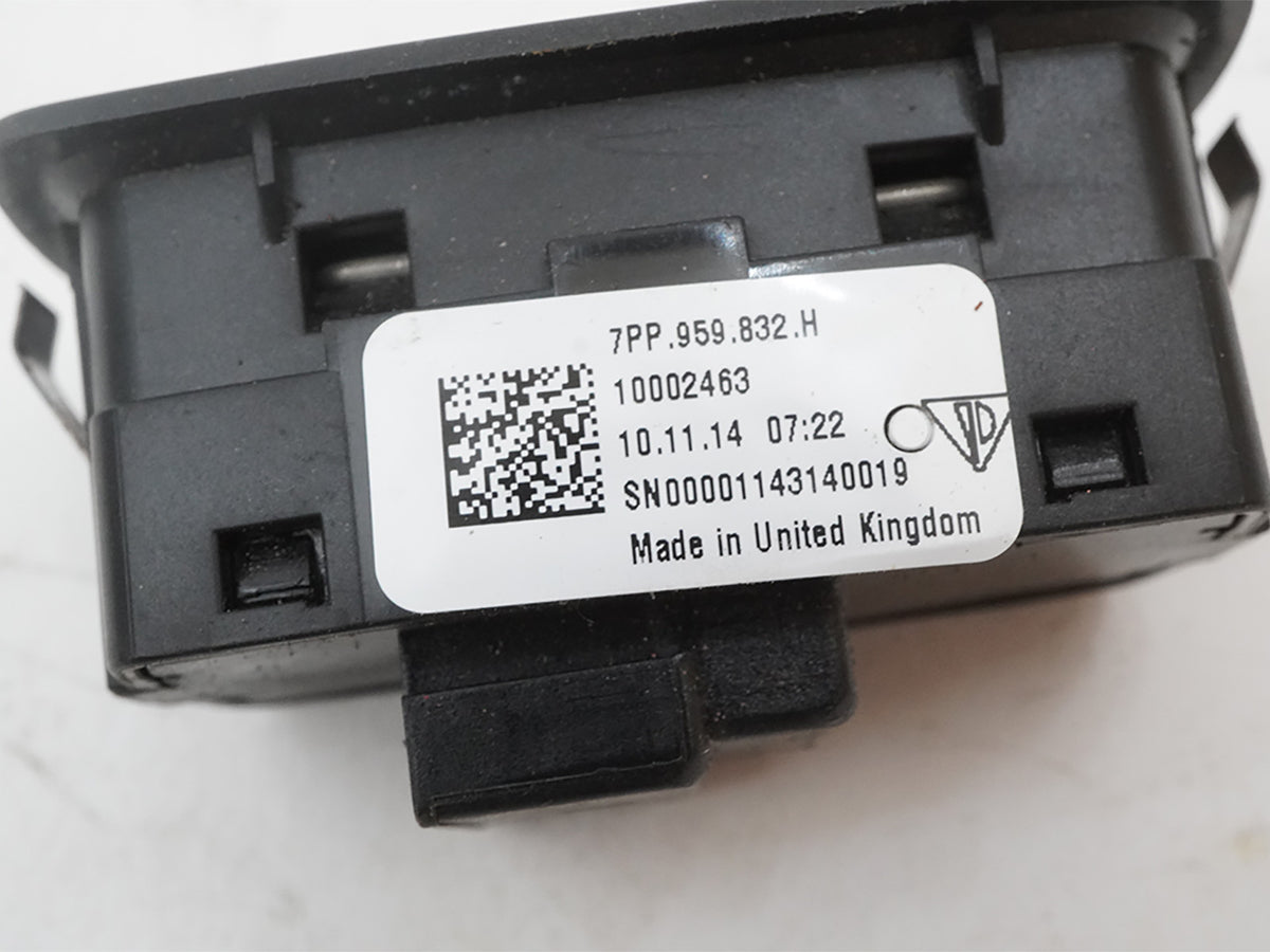 15-18 Porsche Macan S 95B Tailgate Trunk Opener Control Switch 7PP959832 OEM