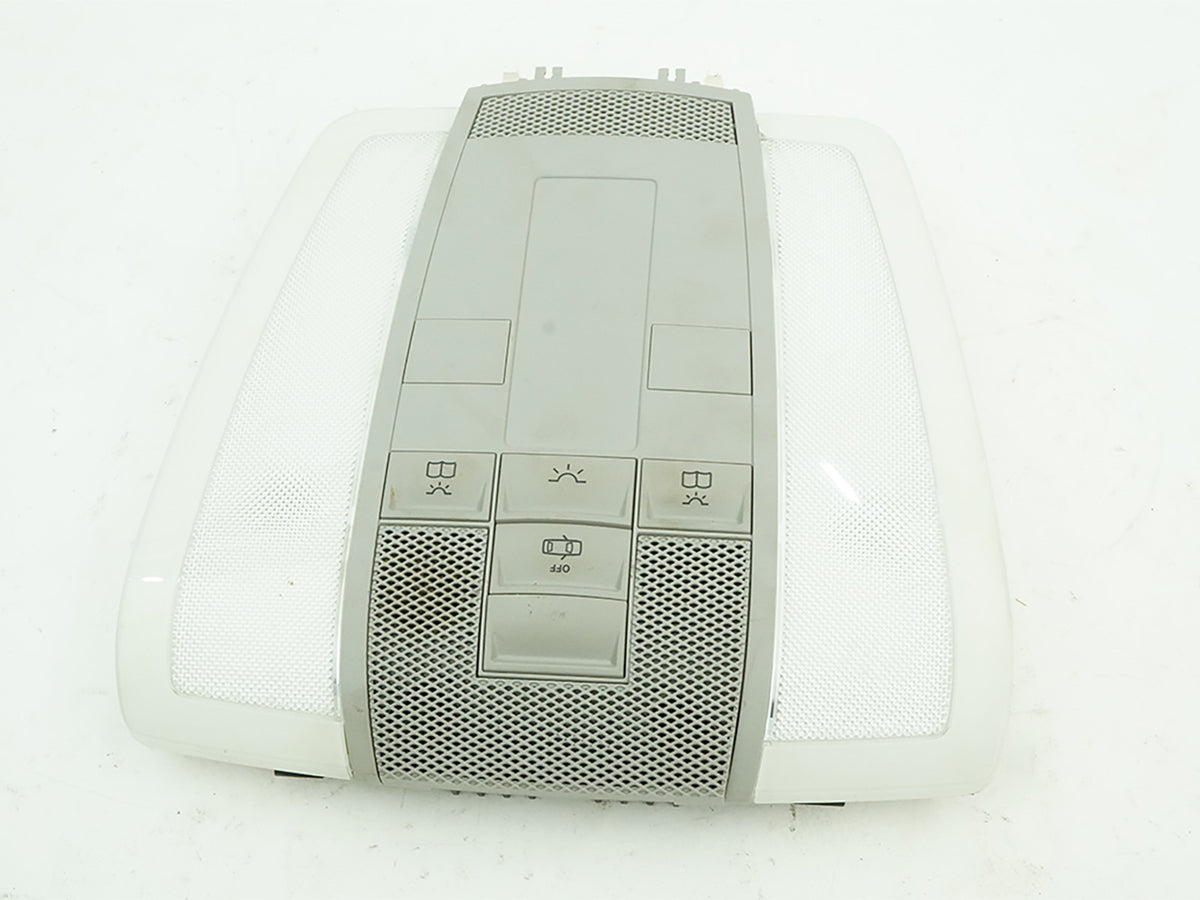 11-17 Mercedes E350 E550 C207 Dome Light Lamp Overhead Console Front A2078200101