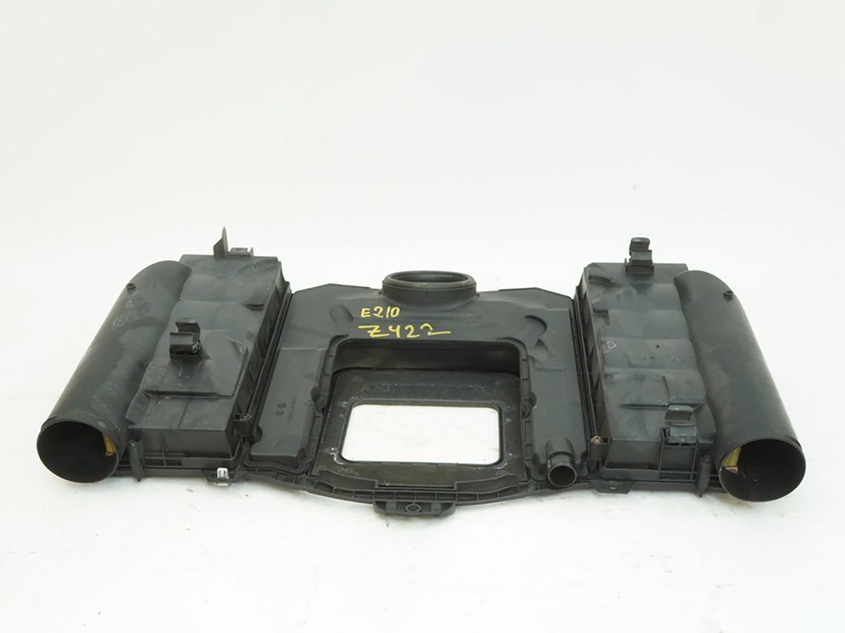 2010-2011 Mercedes E350 C207 Air Intake Cleaner Filter Box Cover A1120940004 OEM