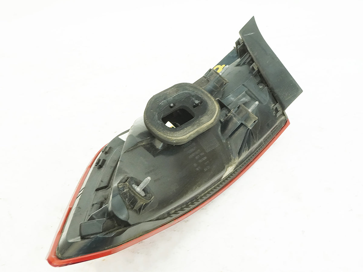 10-13 Mercedes E350 E550 C207 Taillight Lamp Quarter Rear Left 2078200564 OEM