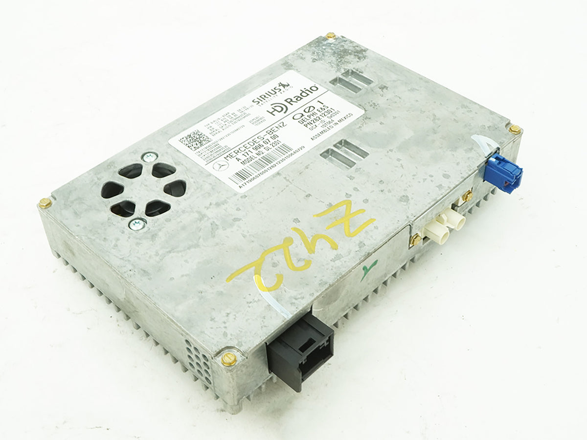 2010-2011 Mercedes E350 W207 C207 Satellite Sirius Radio Module 1719060700 OEM