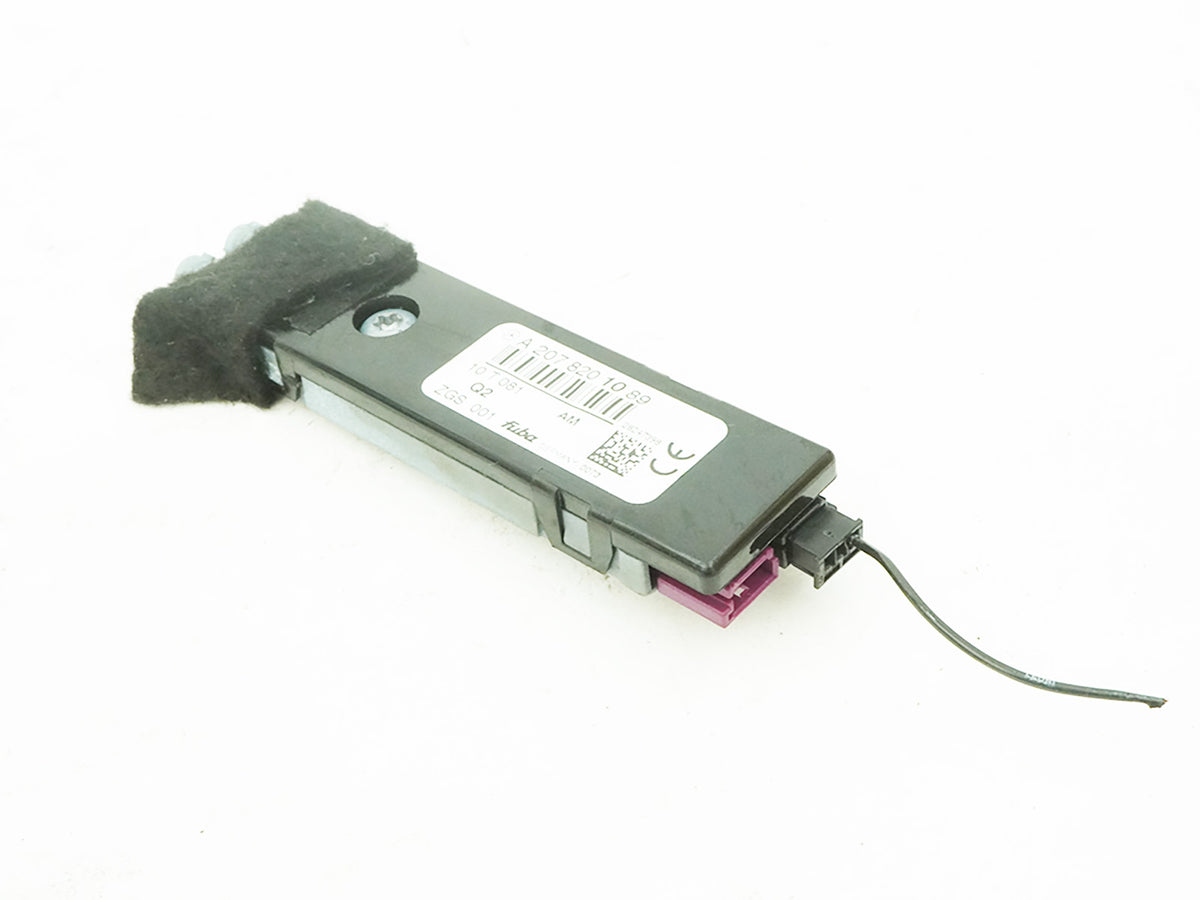 10-17 Mercedes E350 E550 W207 Antenna Amplifier Control Module A2078201089 OEM