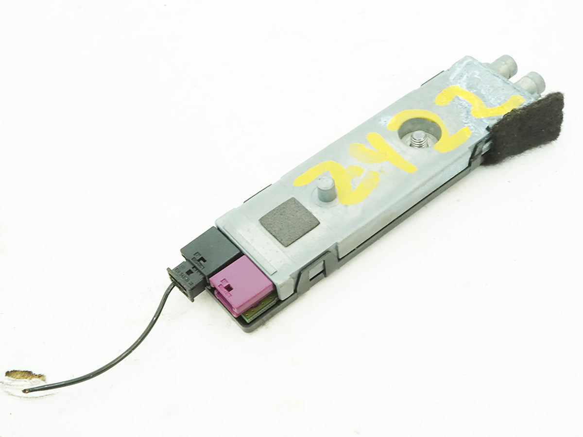 10-17 Mercedes E350 E550 W207 Antenna Amplifier Control Module A2078201089 OEM