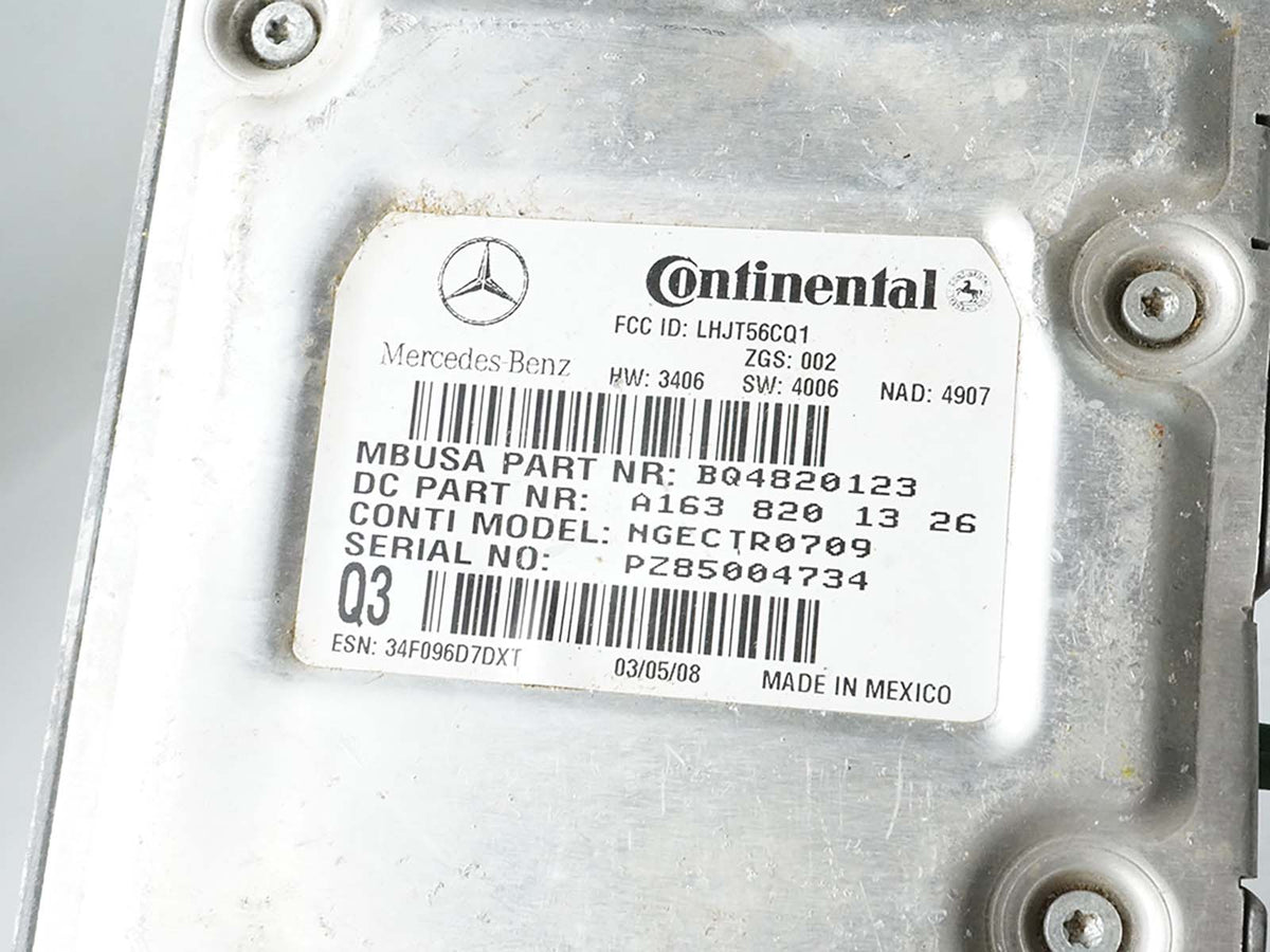 2004 - 2006 Mercedes Benz Sl Class R230 Sl500 Voice Command Communication Module