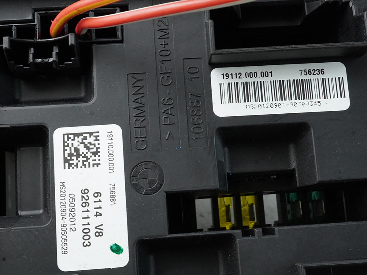 2012 - 2018 Bmw 3 Series F30 Fuse Box Relay Distribution Box Module 9228158 OEM