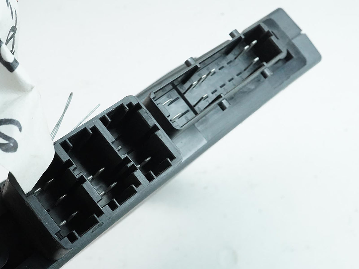 2007 - 2008 Mercedes Sl Class R230 Seat Control Module Under Rh Front OEM