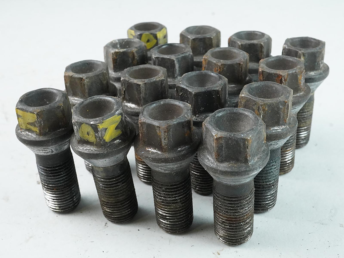 2012 - 2018 Bmw 3 Series F30 Nug Luts Wheel Bolts Standard Set Of 16 OEM