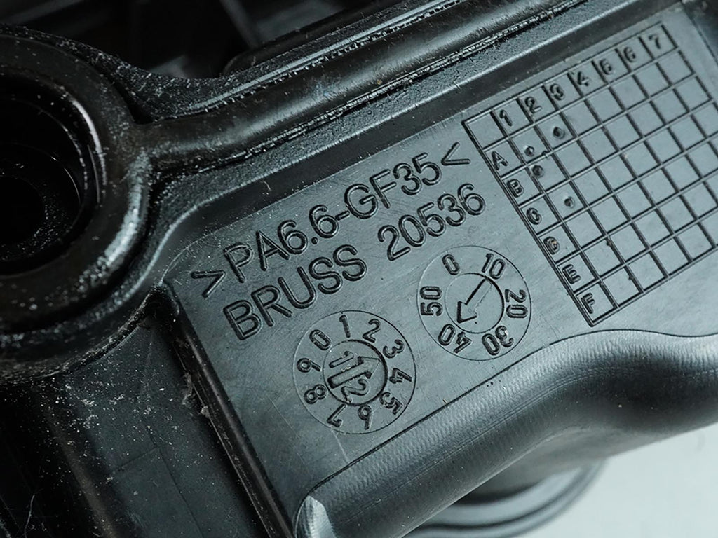  2012 - 2016 Bmw 5 Series F10 528Xi 2.0L Valve Cover Engine Motor 11127588412, cheap