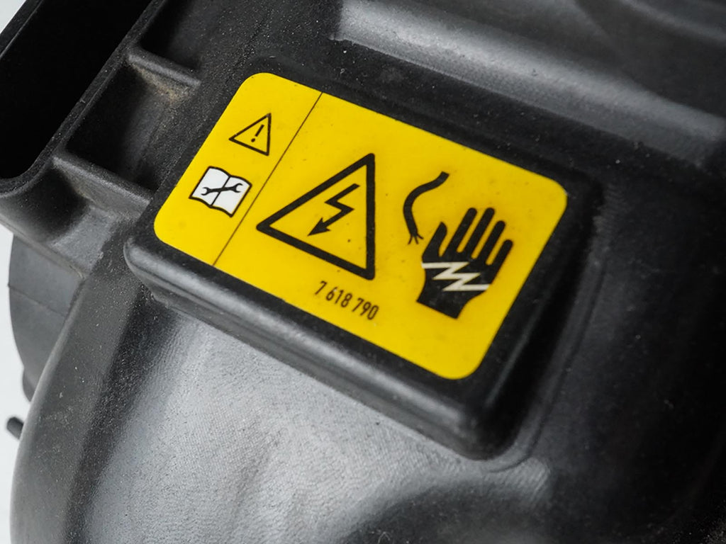  2012 - 2016 Bmw 5 Series F10 528Xi 2.0L Valve Cover Engine Motor 11127588412, buy