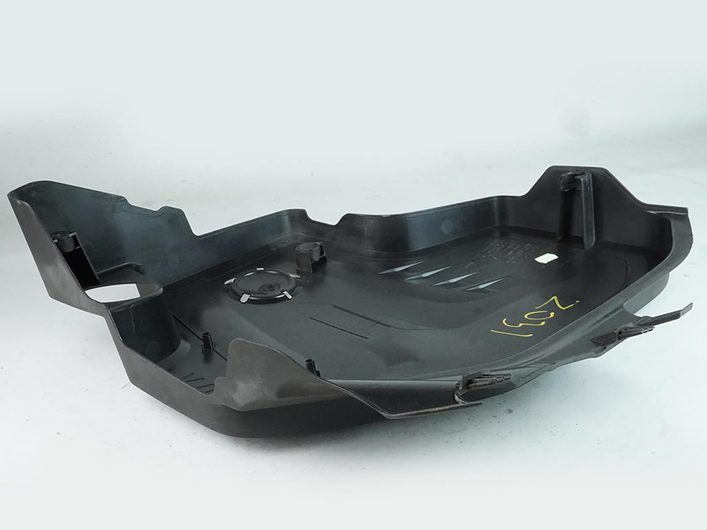  2012 - 2013 Bmw 3 Series F30 2.0L Engine Motor Cover Panel Trim 11127636791 OEM, used