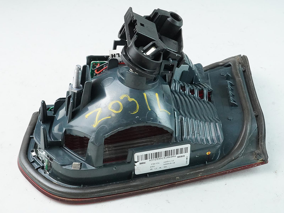 2012 - 2015 Bmw 3 Series F30 Taillight Brake Stop Lamp Decklid Rear Left Lh