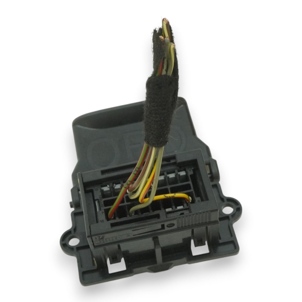 12-14 Mercedes CLS550 CLS63 C218 OBD Diagnostic Plug Cover Port 2025402373 OEM