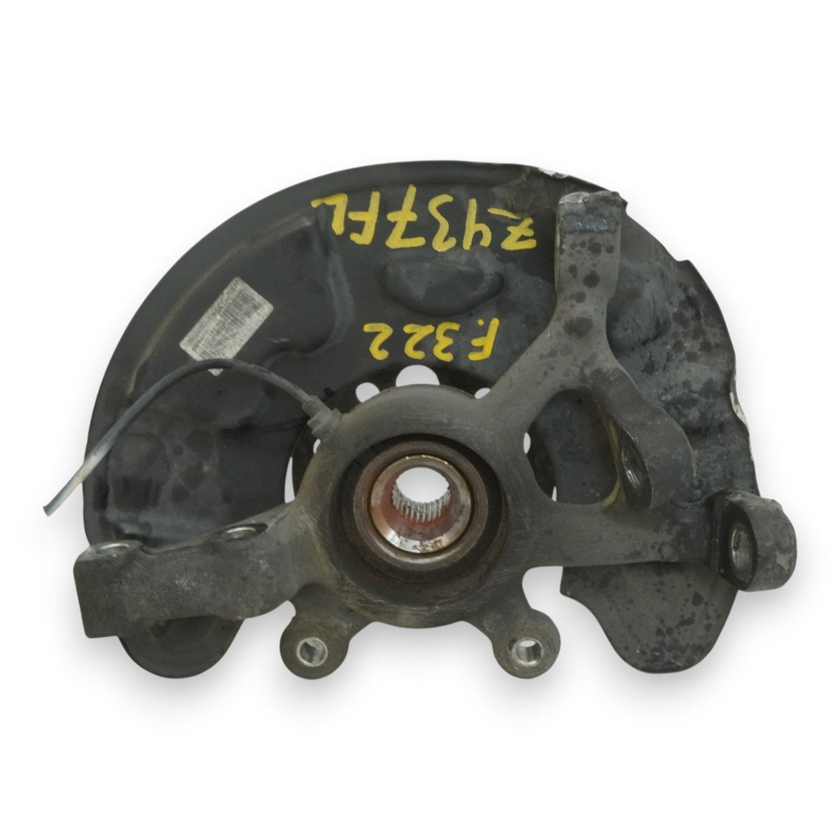 12-18 Mercedes CLS550 C218 4Matic Knuckle Spindle Hub Front Left A2044211120 OEM