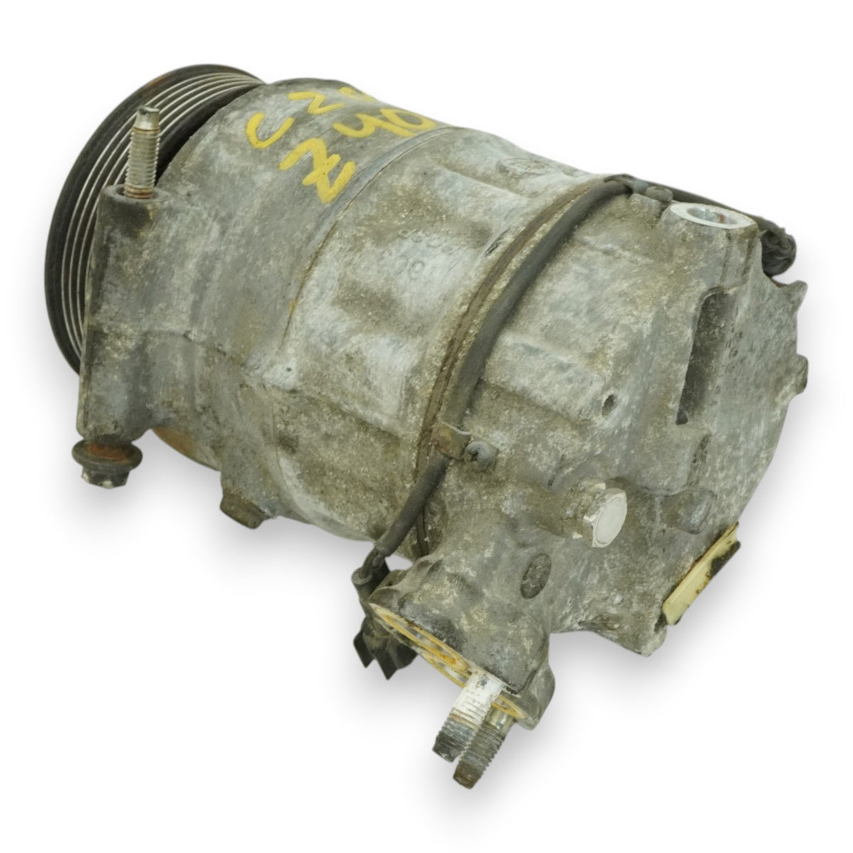 2010-2015 Jaguar XJ X351 5.0L AC Air Conditioning Compressor Pulley 8W8319D629AD