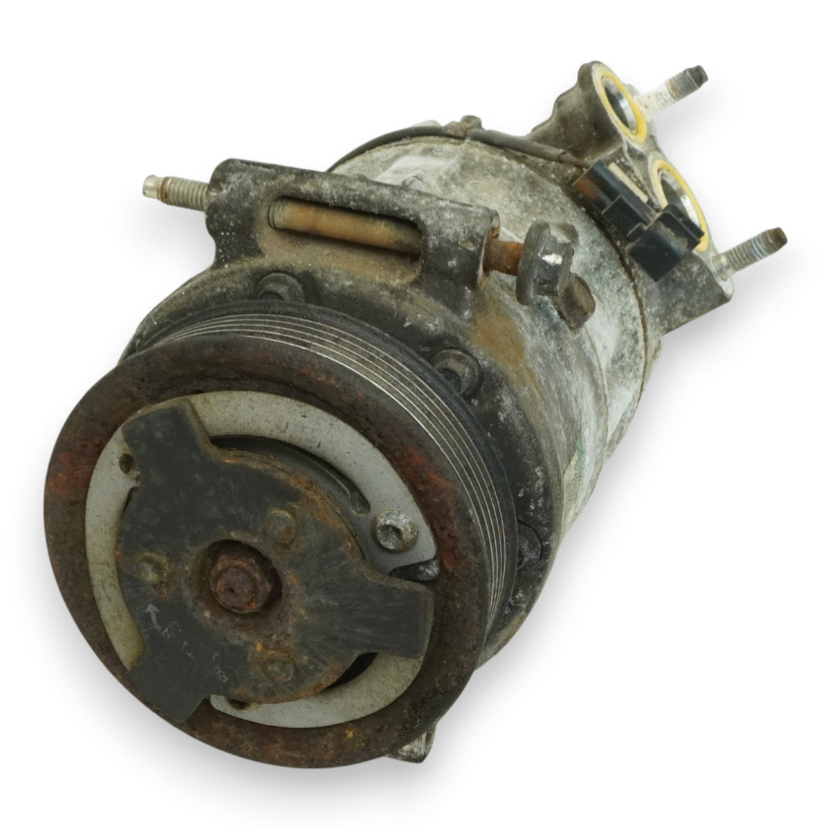 2010-2015 Jaguar XJ X351 5.0L AC Air Conditioning Compressor Pulley 8W8319D629AD