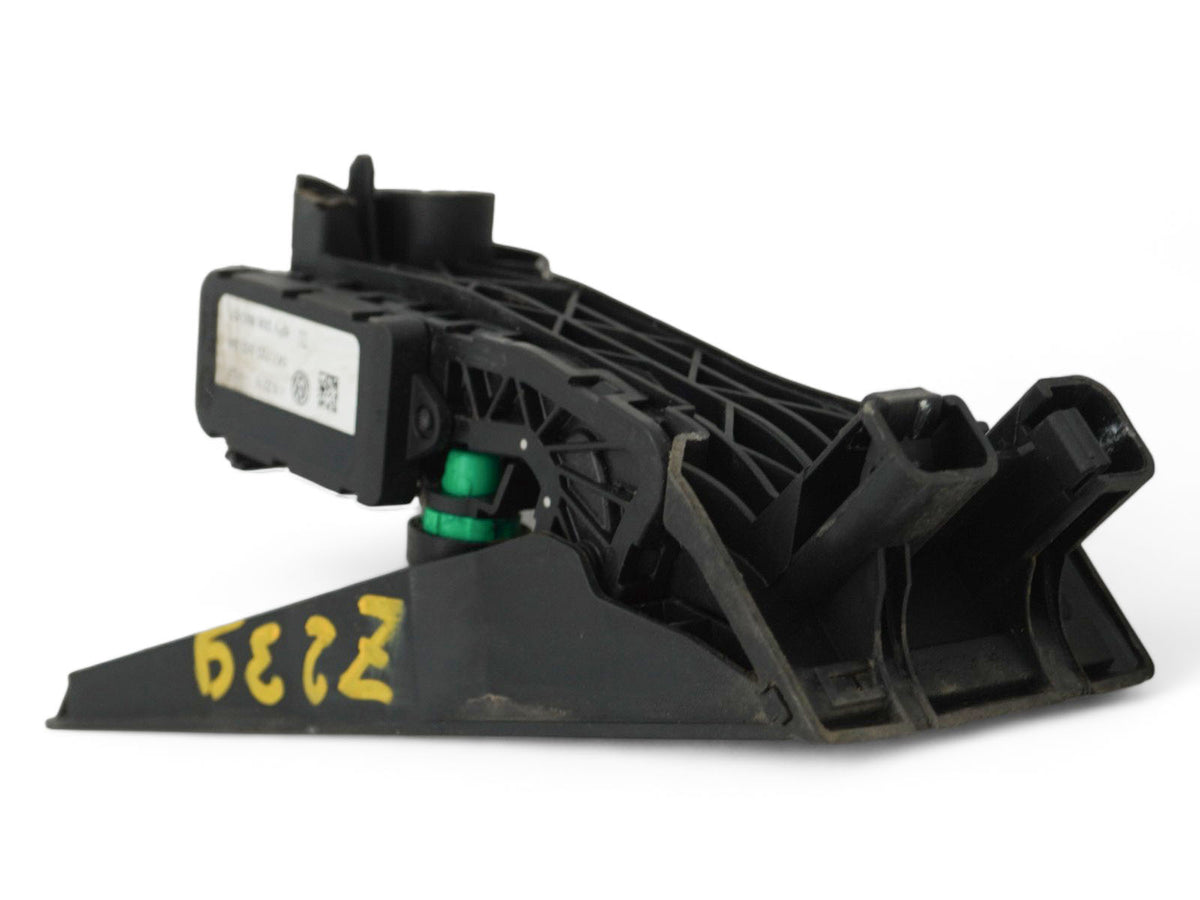 2015 - 2018 Audi Q3 Pedal Gas ThroTTle Acceleration Foot Pad 1K1723503Ba OEM