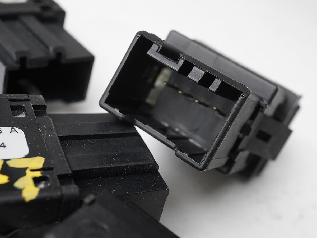 2003 - 2006 Porsche Cayenne 955 9Pa Psm Off Hazard Seat Heated Switch Control