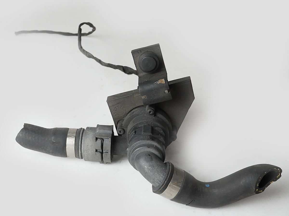 2005 - 2007 Bmw 5 Series E60 Secondary Auxiliary Pump Coolant Water N52 Engine