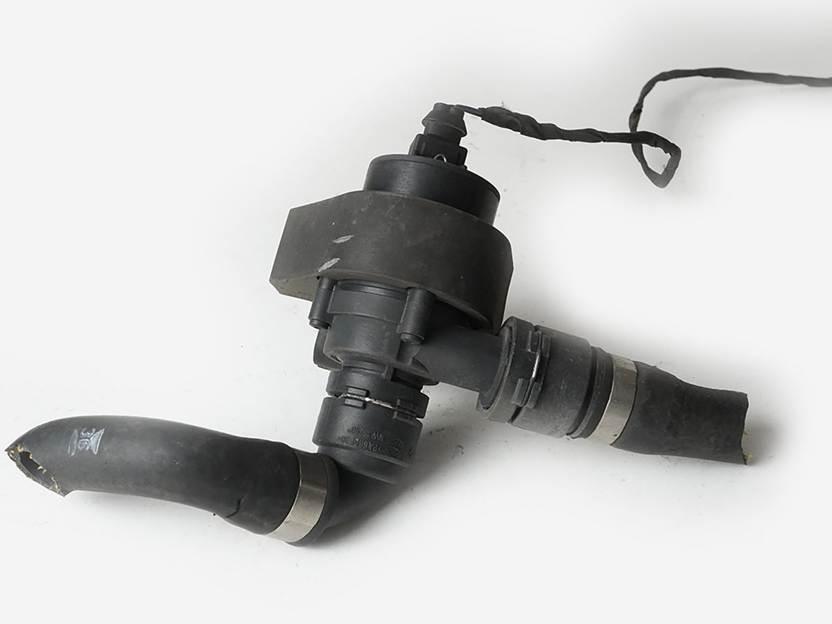 2005 - 2007 Bmw 5 Series E60 Secondary Auxiliary Pump Coolant Water N52 Engine