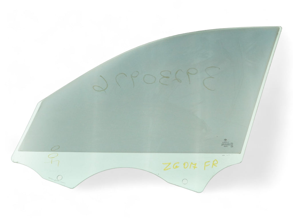  2007 - 201 BMW 3 SERIES E90 WINDOW GLASS DOOR FRONT PASSENGER RIGHT RH OEM, used