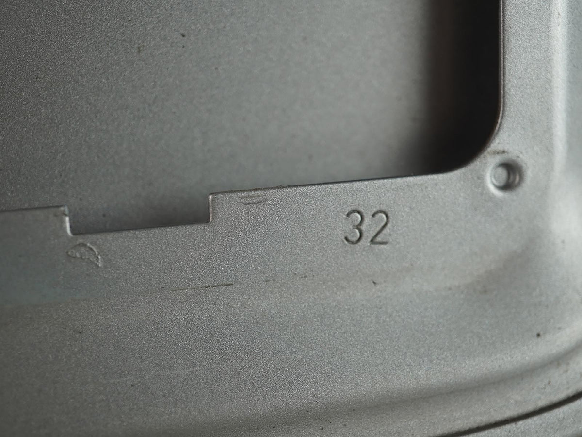 2007 - 2012 Bmw 3 Series E92 Fuel Filler Door Tank Gasoline Lid Cover Rear OEM