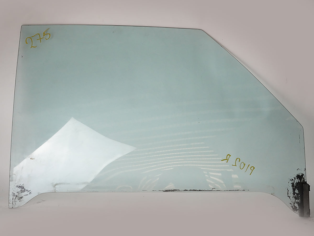 72-80 Mercedes 450SLC R107 Door Glass Window Front Passenger 1077201518 OEM