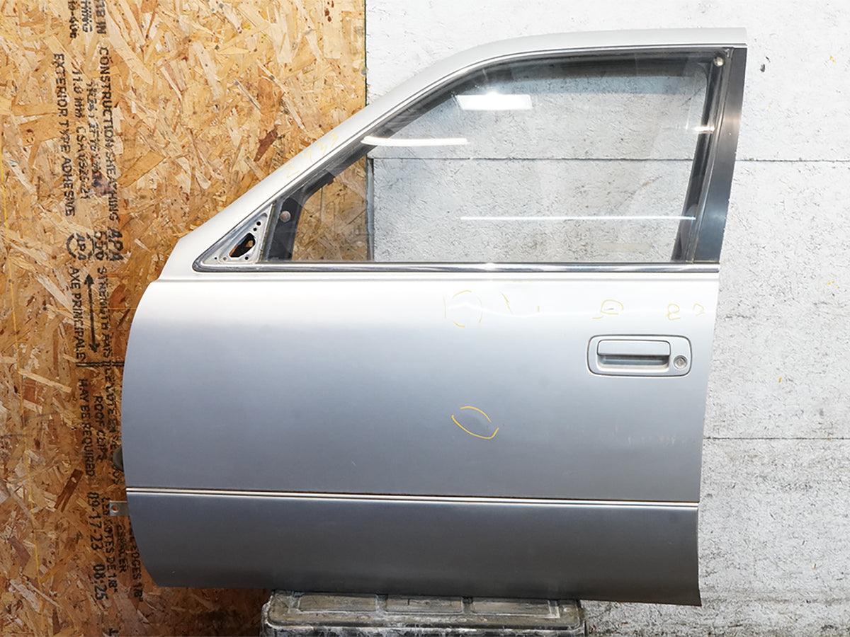 95-97 Lexus LS400 XF20 Front Left Door Panel W Handle 6700250030 Silver 199 OEM