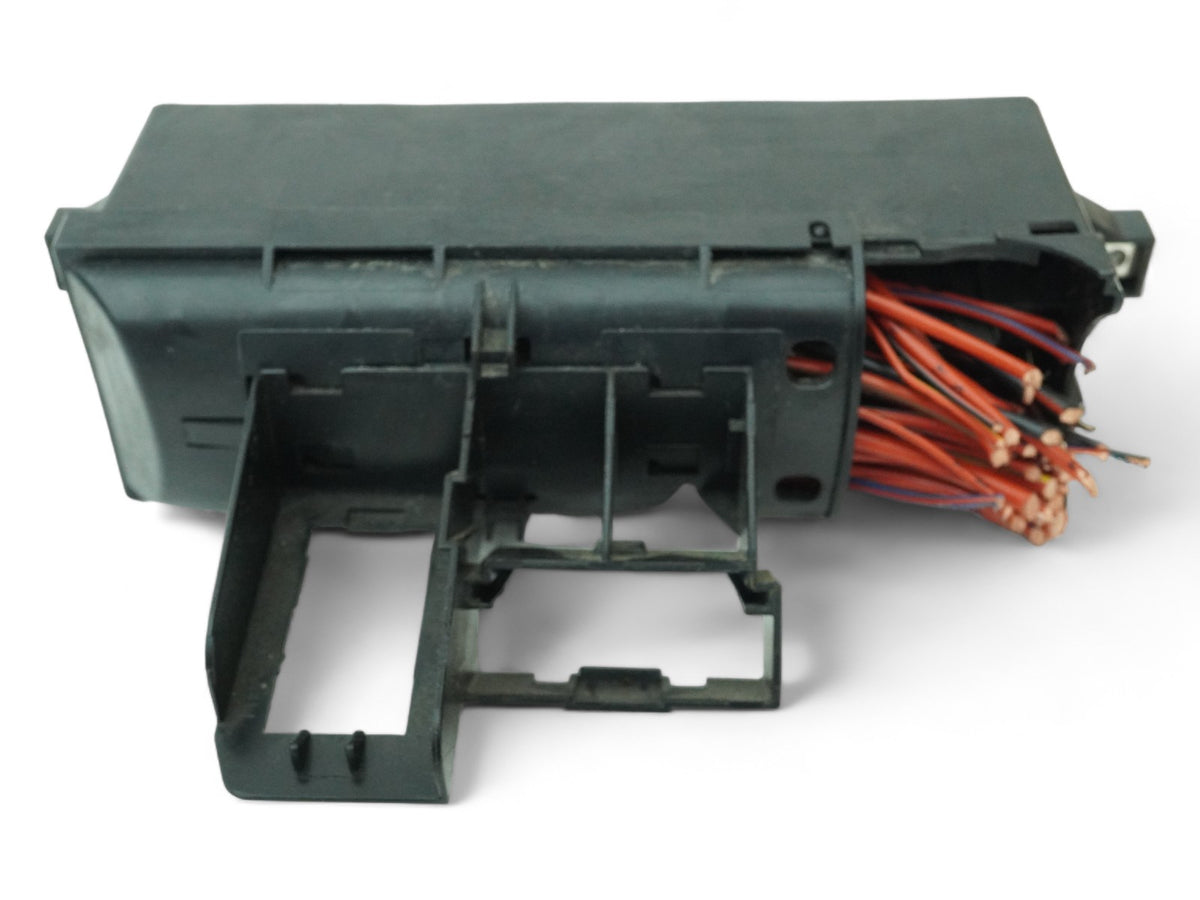 2015 - 2018 Audi Q3 8U Fuse Box Junction Power Sam Relay Module Distribution OEM