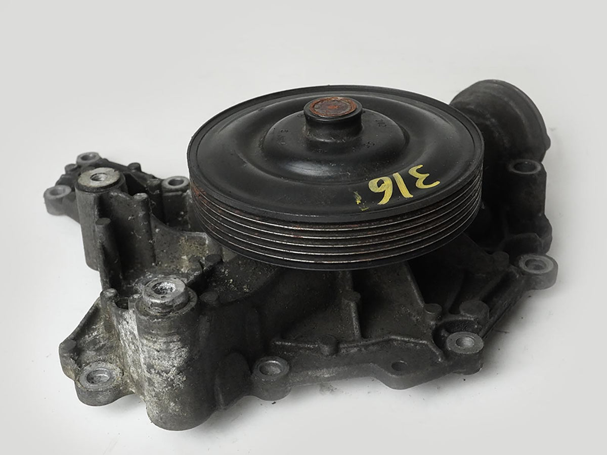 2006 - 2009 Mercedes Benz E Class W211 Water Coolant Engine Pump A2722020510 OEM