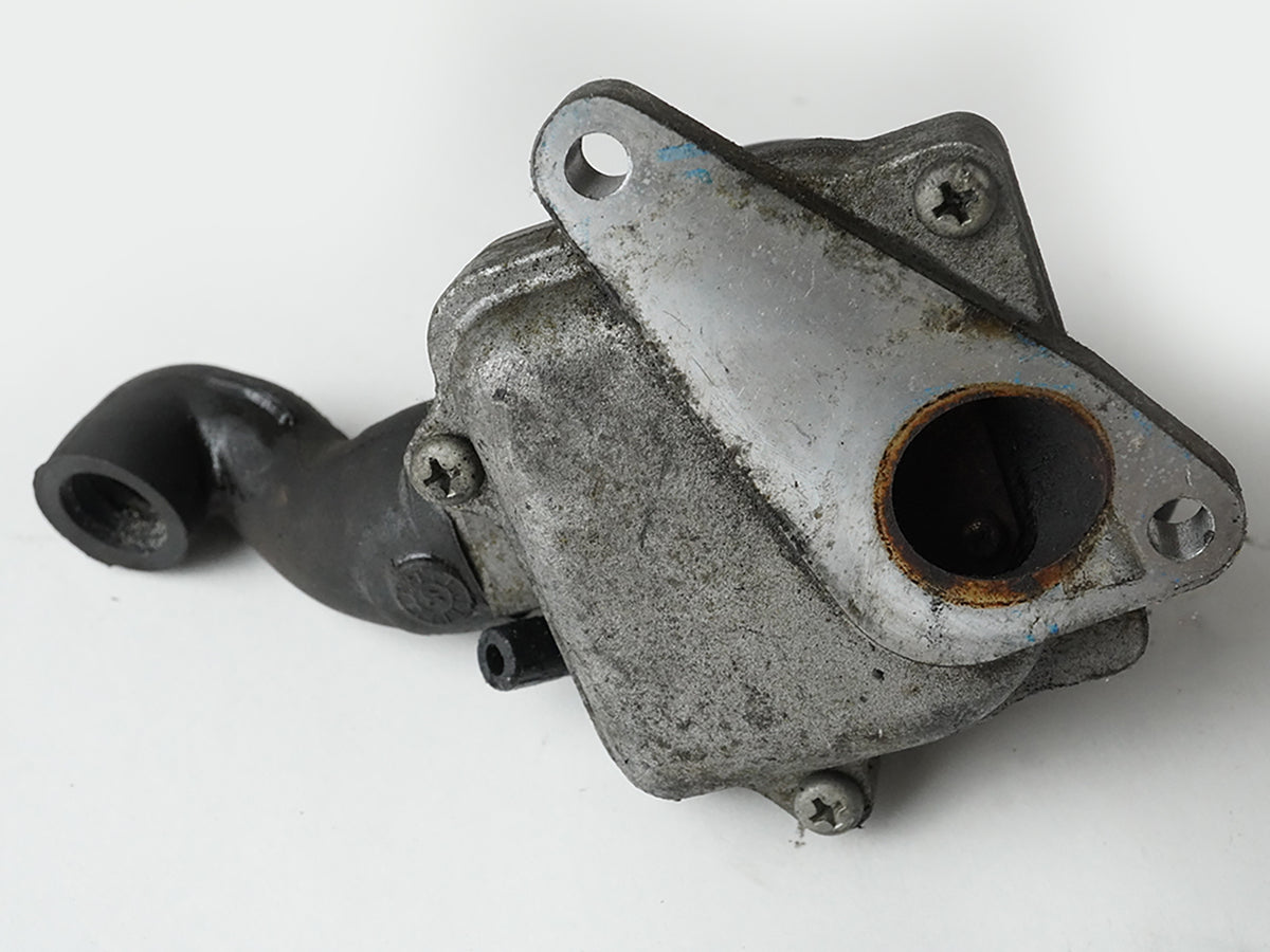 2008 - 2011 Mercedes Benz C Class W204 Smog Pump  Air Injection Check Valve