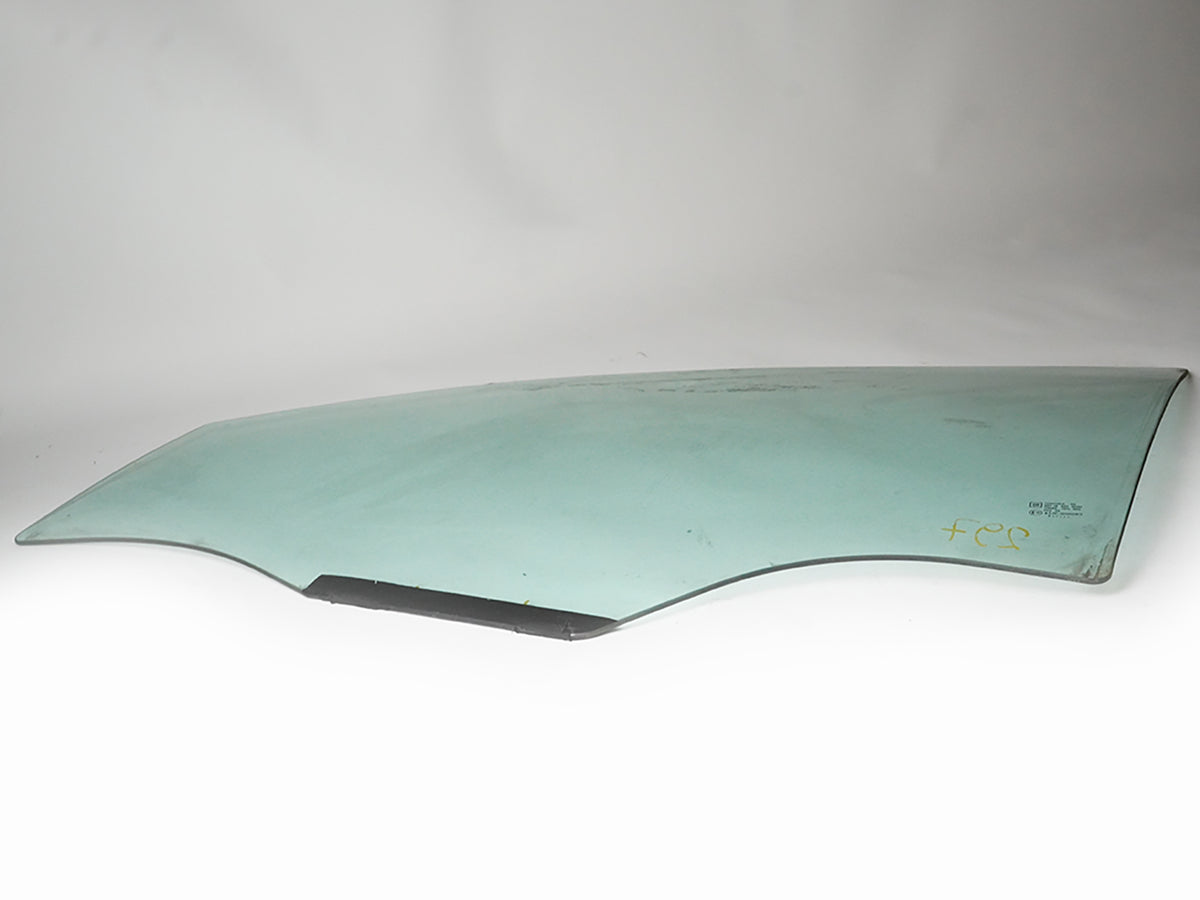 2007 - 2017 GMC Acadia Door Window Glass Front Left Driver Side 15214001 OEM