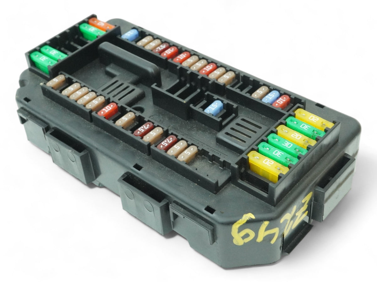 2013- 2018 Bmw 3 Series F30 Fuse Box Distribution Power Relay 61149389068 OEM