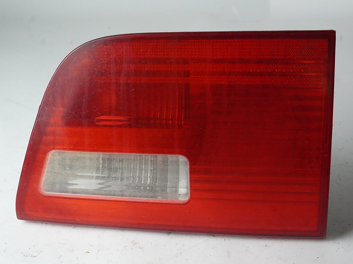 2004 - 2006 Bmw X5 E53 Tail Light Brake Stop Lamp Gate Inner Mtd Lh Left Rear