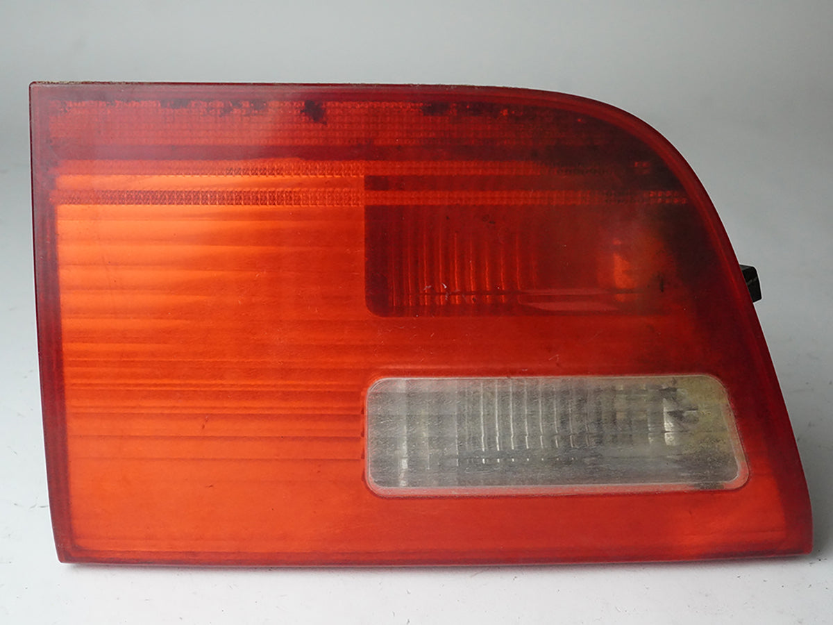 2004 - 2006 Bmw X5 E53 Tail Light Brake Stop Lamp Gate Inner Mtd Rear Right Rh