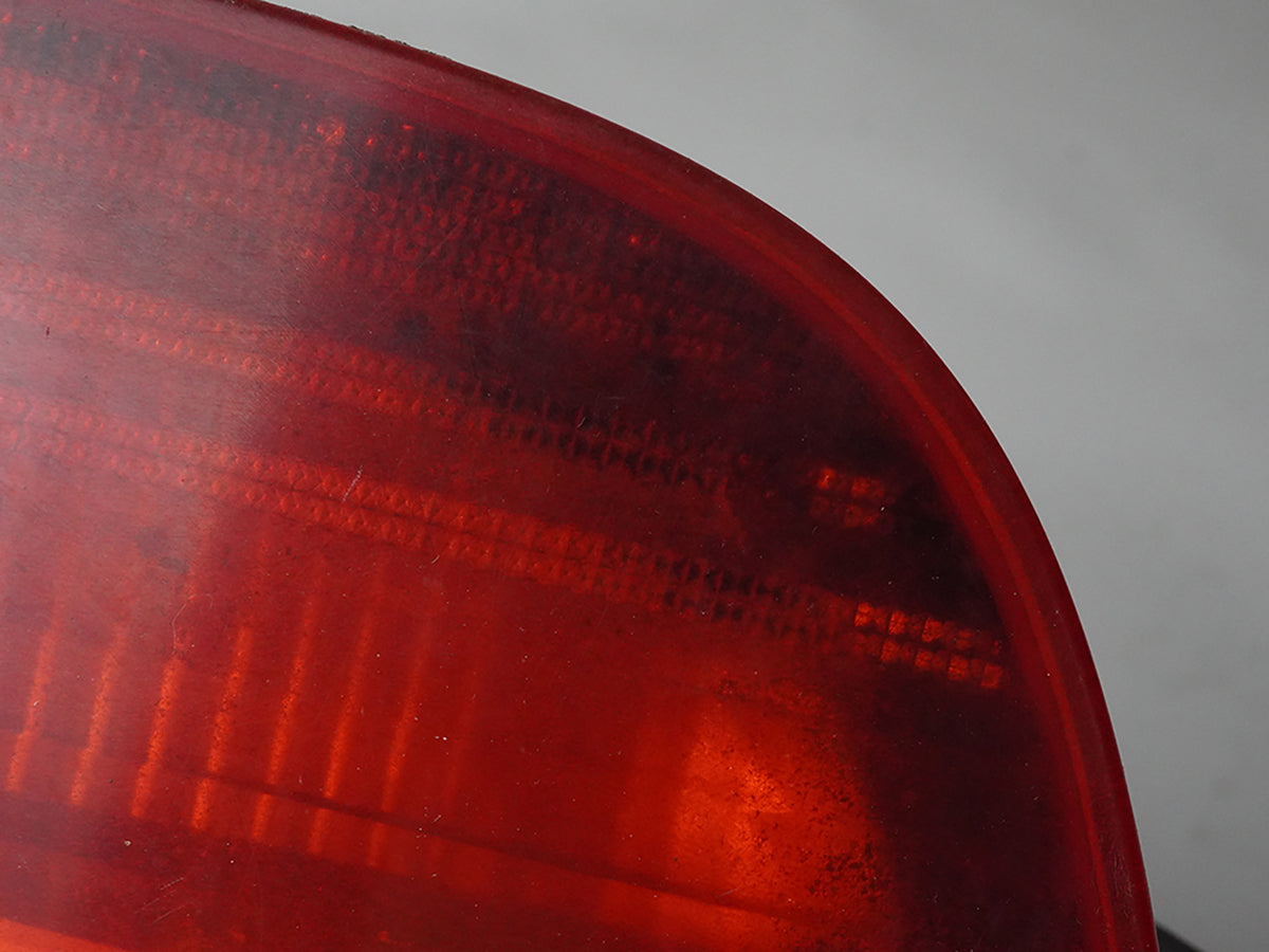 2004 - 2006 Bmw X5 E53 Tail Light Brake Stop Lamp Gate Inner Mtd Rear Right Rh