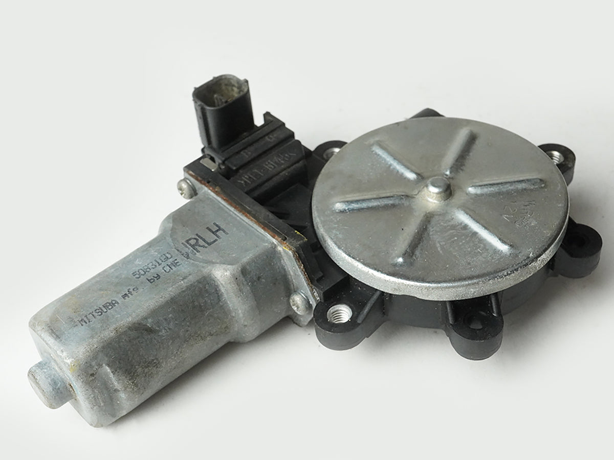 2006 - 2008 Chrysler Pacifica Window Motor Power Rear Driver Left Side OEM