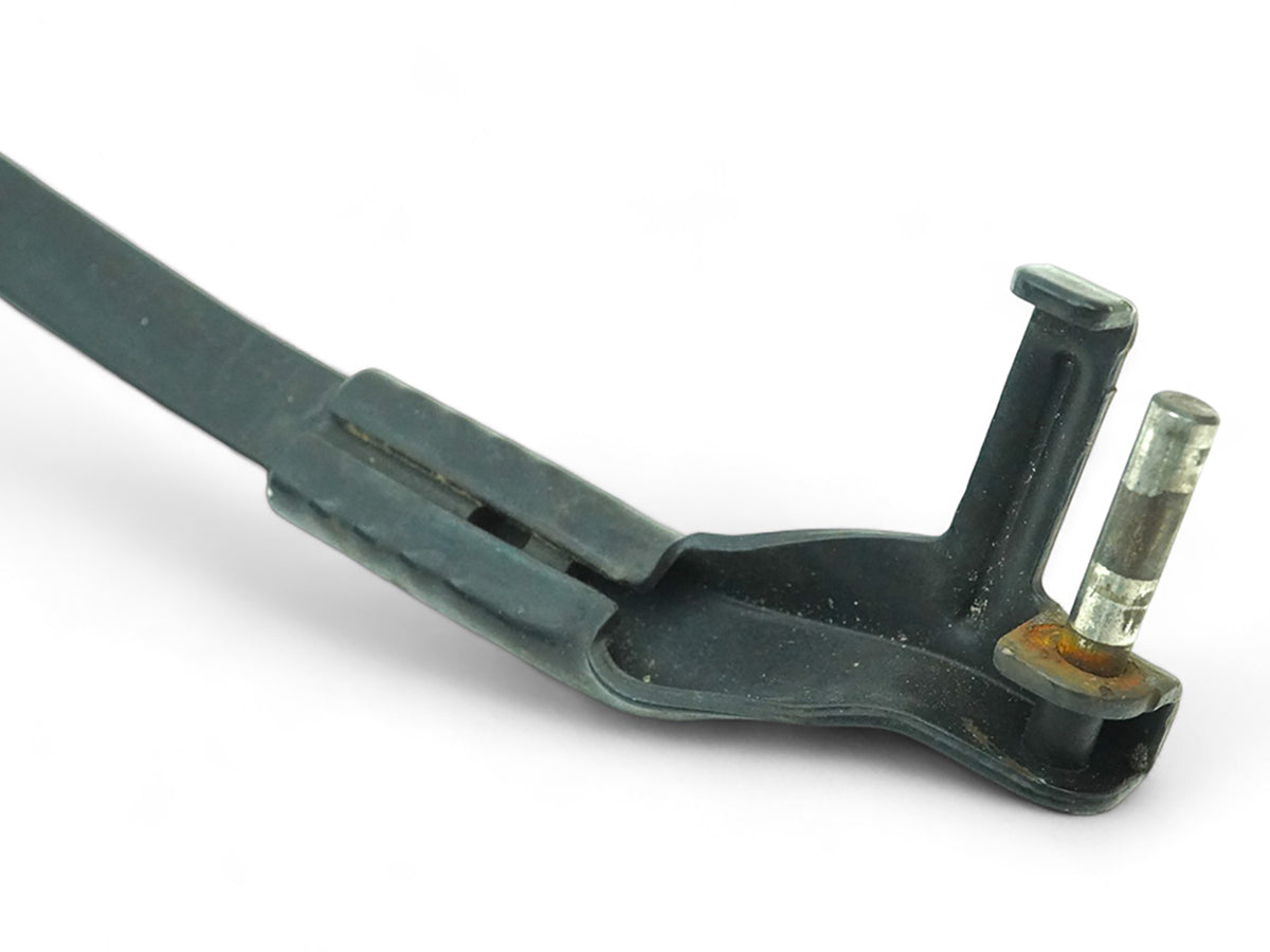 2010 - 2013 Mercedes Benz E Class C207 Wiper Arm Cleaner Windshield Window Left
