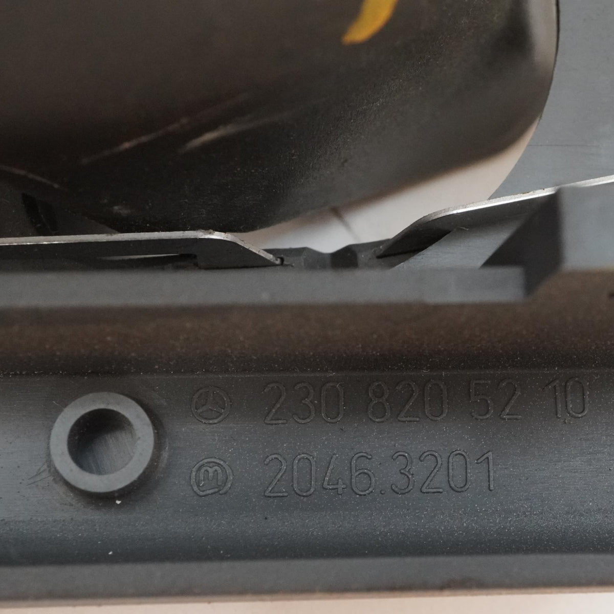 03-06 Mercedes SL500 SL600 R230 Boot Divider Locking Buffer LH RH 2307580172