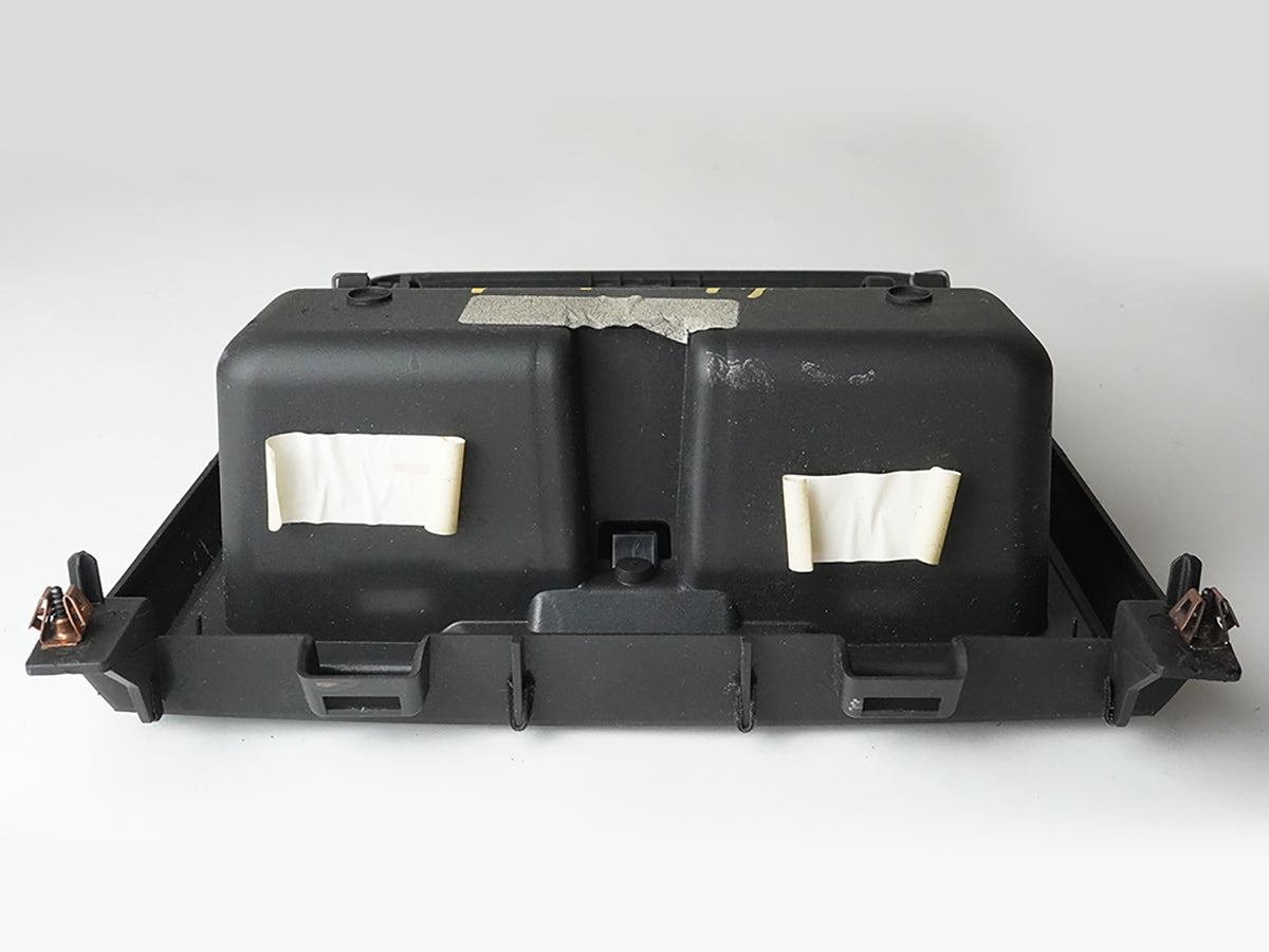 2007 - 2012 Gmc Acadia Compartment Storage Dashboard Cubby Bin Tray 25886926 OEM