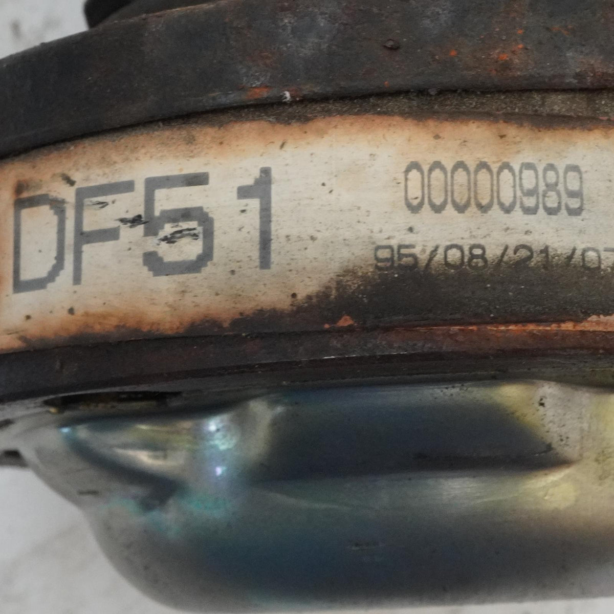 1995-2000 Lexus LS400 XF20 Rear Left Driver Side Axle Shaft CV Joint 4234050030